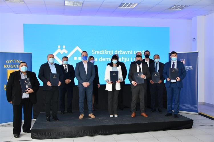 foto/Rugvica_dodjelaUgovora4 (1)
