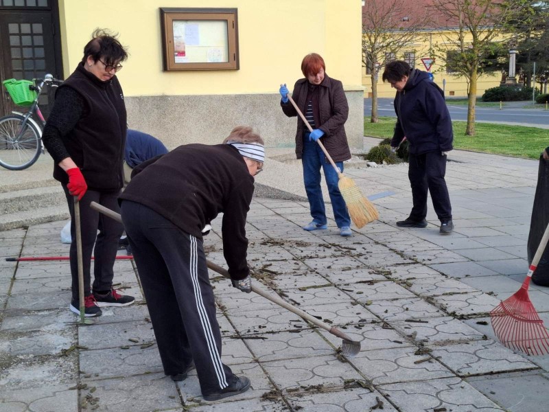 foto/ZA2403_-13-_24.3.2026-0T11QG0MNY2WJ7MJ2PAE