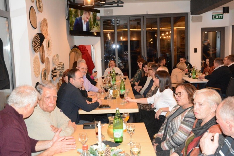 foto/db2212_-14-_22.12.2023-K0ZOHA9KP3O33548COV6