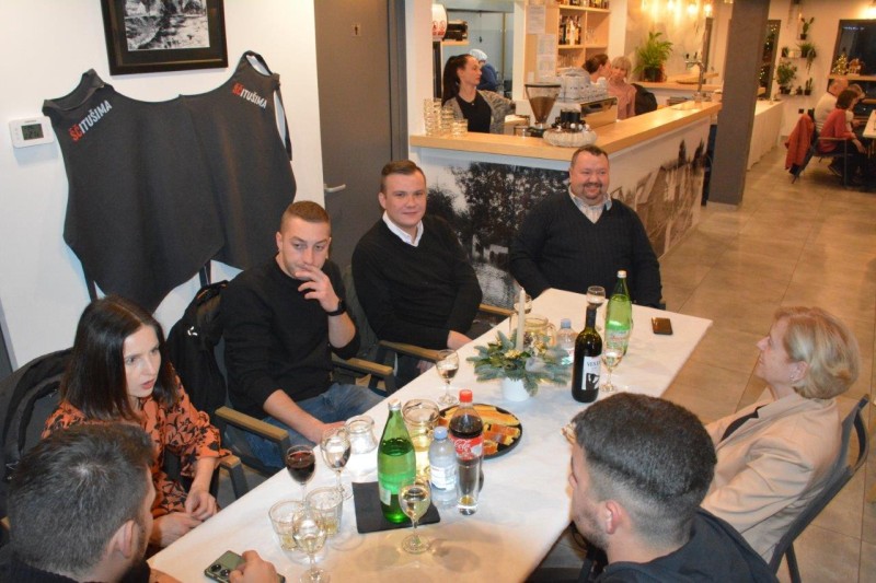 foto/db2212_-3-_22.12.2023-K0ZOHA9KP3O33548COV6
