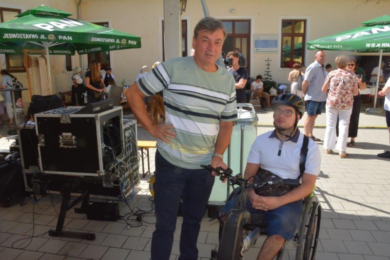 foto/dl3008_-16-_30.8.2026-71WQPCX7ZR8R2GHAU5KY