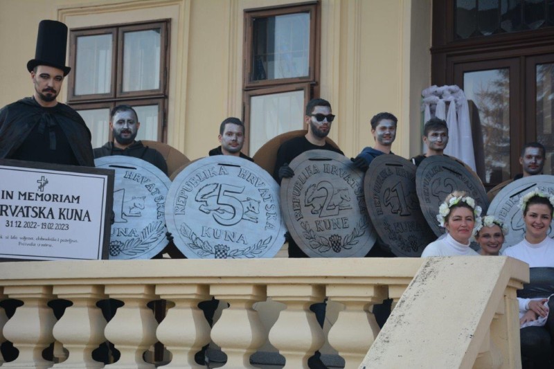 foto/lj2002_-3-_20.2.2023-5VIIHN559KZ5095X3013