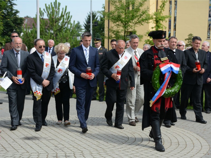 foto/novizrin072014a