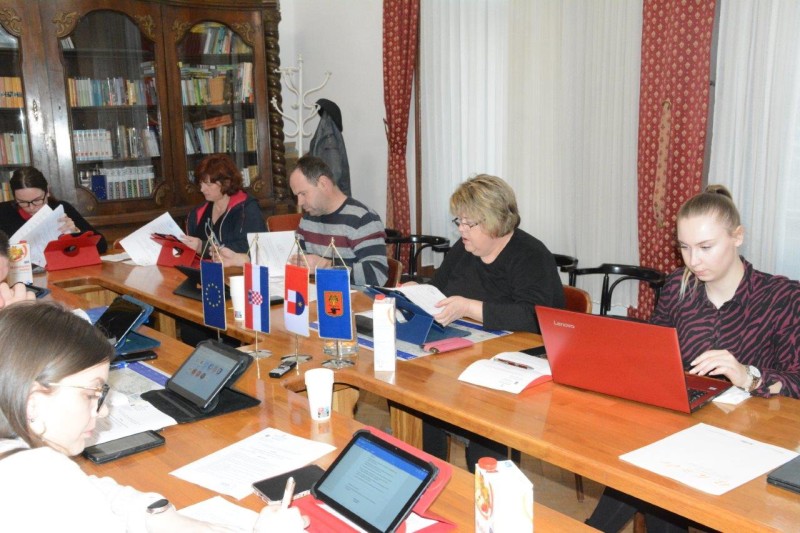 foto/sov_-1-_28.3.2023-BRMZO7YA6PR3A3NGBSFR