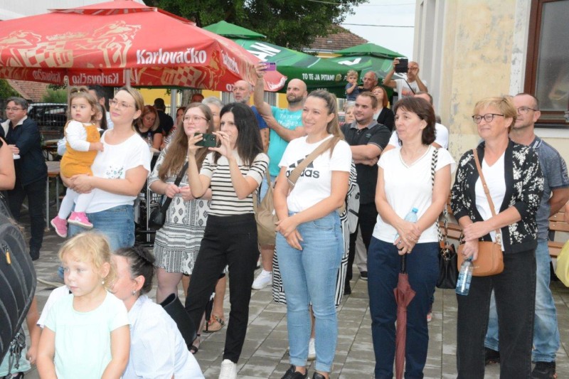 foto/tbg3008_-14-_30.8.2025-BSHJLRF79YGNNQF1W3HS