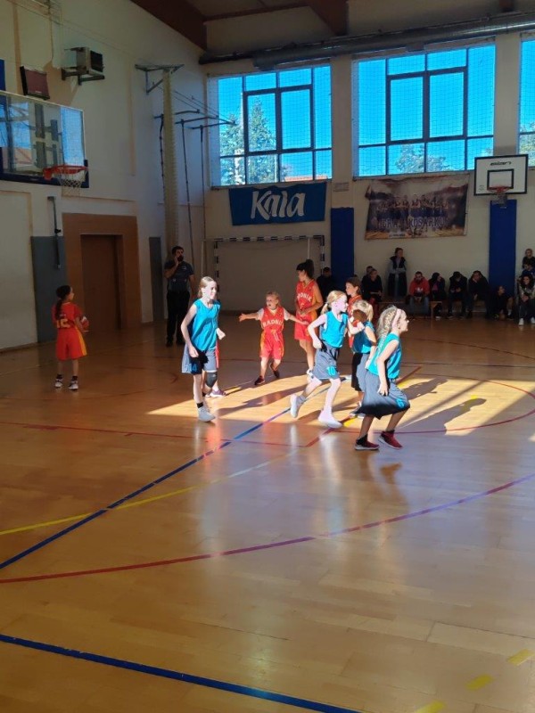 foto/ze2011_-28-_20.11.2023-61BD40BVAOUT9Q0KED8S